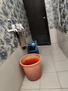 Snapshot of shale26 chatting on March 13, 2025, 8:59 am shale26 online show from March 13, 2025, 8:59 am