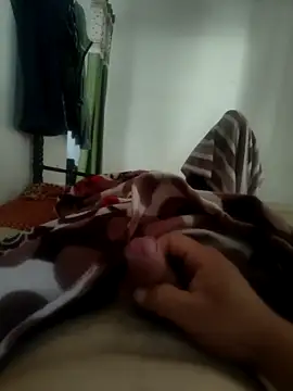 Snapshot of shale26 chatting on March 18, 2025, 3:31 am shale26 online show from March 18, 2025, 3:31 am