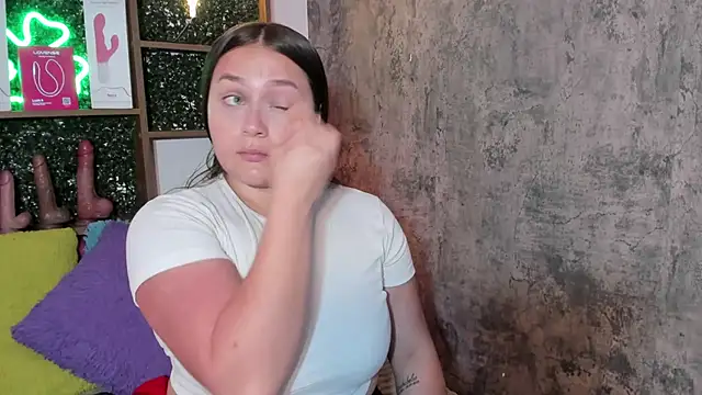 cherry coper online show from October 14, 2025, 12:50 pm