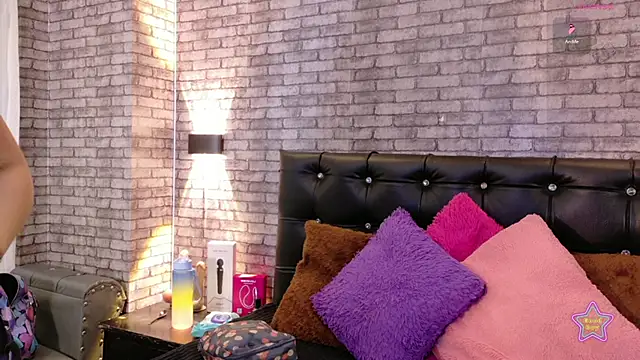 cherry coper online show from March 5, 2026, 12:56 pm