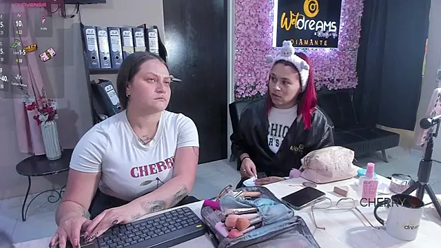 cherry coper online show from April 2, 2026, 12:14 pm