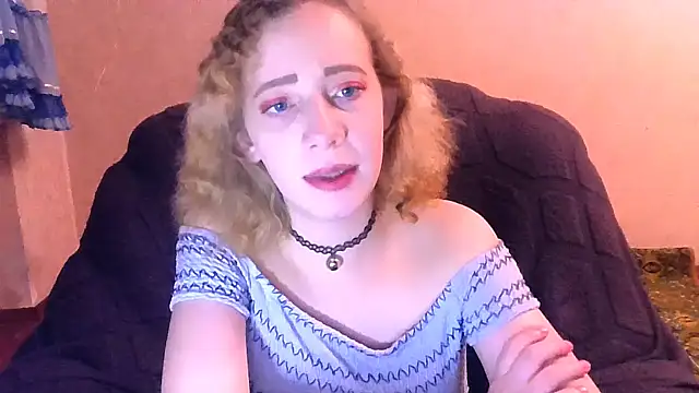 Snapshot of MelxMellie chatting on January 30, 2025, 10:19 pm MelxMellie online show from January 30, 2025, 10:19 pm