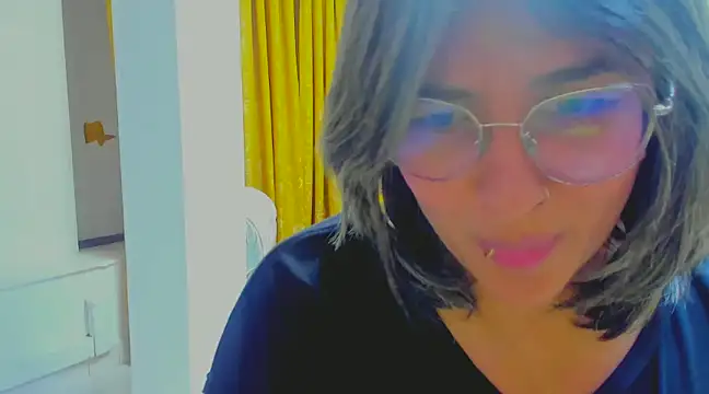 Snapshot of Pandoracherry chatting on January 4, 2025, 3:50 am Pandoracherry online show from January 4, 2025, 3:50 am