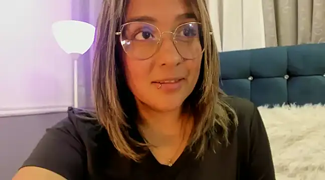 Snapshot of Pandoracherry chatting on February 27, 2025, 2:32 am Pandoracherry online show from February 27, 2025, 2:32 am