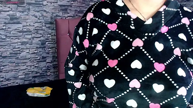 Snapshot of sofi_bronw chatting on September 9, 2025, 2:27 pm sofi bronw online show from September 9, 2025, 2:27 pm