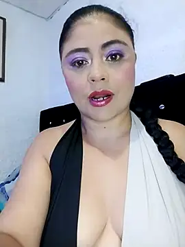 Snapshot of ElizabethWeil chatting on September 29, 2025, 6:35 pm ElizabethWeil online show from September 29, 2025, 6:35 pm