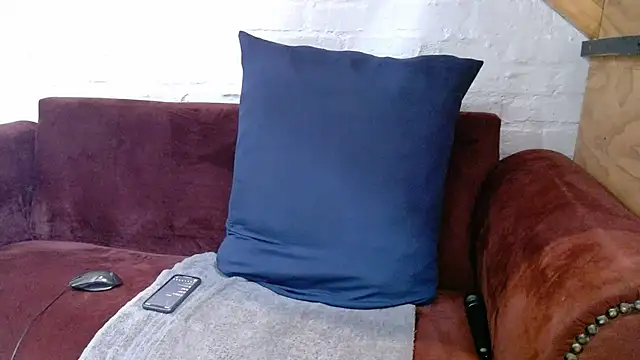 Snapshot of LolaTwerksXX chatting on September 11, 2025, 1:33 pm LolaTwerksXX online show from September 11, 2025, 1:33 pm