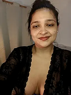 Snapshot of AdeleGray chatting on November 4, 2025, 9:41 am AdeleGray online show from November 4, 2025, 9:41 am