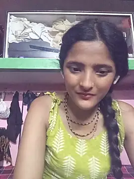 BabySlimmy10 online show from June 26, 2026, 4:44 pm