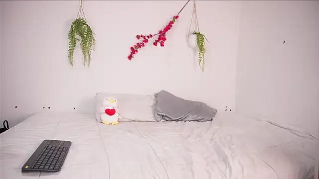 Doll4you  online show from March 26, 2026, 10:54 am