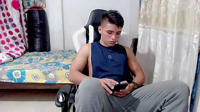 danilo302209 online show from January 22, 2025, 11:21 pm