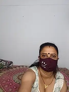 Cute-manisha online show from April 17, 2026, 2:36 am