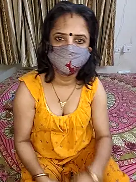 Snapshot of Cute-manisha chatting on July 8, 2026, 3:44 am Cute-manisha online show from July 8, 2026, 3:44 am