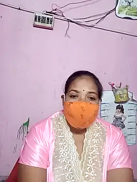 Hotty-rumi online show from January 24, 2025, 4:28 pm