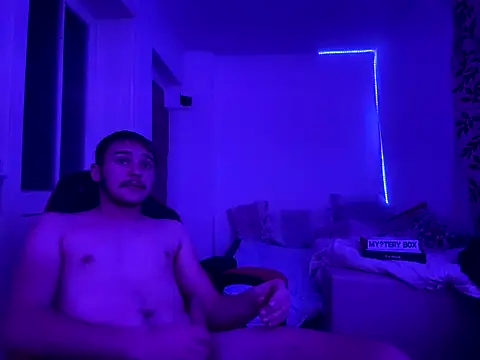 Dimi04113 online show from December 7, 2024, 1:36 am