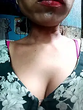 Snapshot of Kajal__Mehra chatting on June 1, 2026, 9:33 am Kajal Mehra online show from June 1, 2026, 9:33 am
