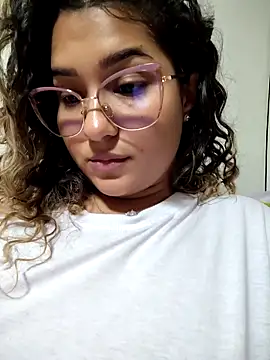 BrendaGirs online show from April 1, 2026, 2:45 am