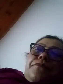 Snapshot of Darly_Gomez chatting on December 31, 2024, 4:06 am Darly Gomez online show from December 31, 2024, 4:06 am