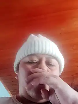 Snapshot of Darly_Gomez chatting on January 13, 2025, 3:58 pm Darly Gomez online show from January 13, 2025, 3:58 pm