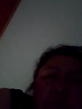 Snapshot of Darly_Gomez chatting on February 10, 2025, 12:39 pm Darly Gomez online show from February 10, 2025, 12:39 pm