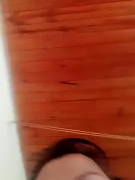 Snapshot of Darly_Gomez chatting on February 14, 2025, 5:36 pm Darly Gomez online show from February 14, 2025, 5:36 pm