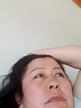 Snapshot of Darly_Gomez chatting on February 16, 2025, 8:44 pm Darly Gomez online show from February 16, 2025, 8:44 pm