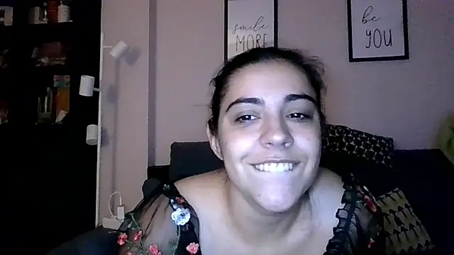 Ursumi1 online show from November 10, 2025, 9:14 pm