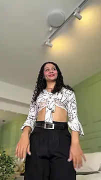 SHARONN     online show from July 18, 2026, 7:39 pm