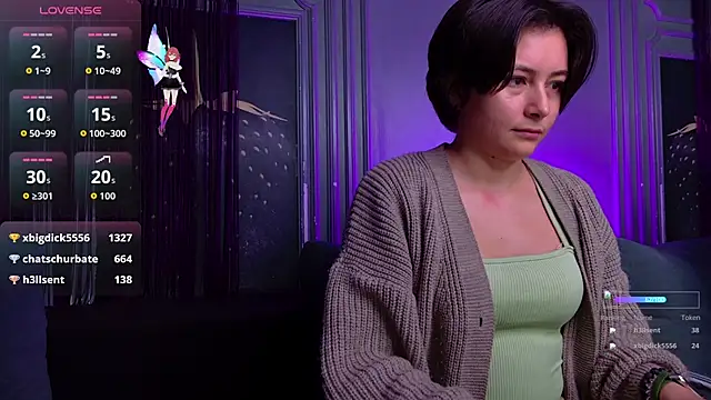 Snapshot of Ishtar_Divine chatting on October 11, 2025, 3:50 am Ishtar Divine online show from October 11, 2025, 3:50 am