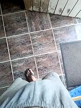 Snapshot of paubabando_ chatting on January 13, 2025, 9:20 pm paubabando online show from January 13, 2025, 9:20 pm