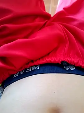 Snapshot of paubabando_ chatting on March 7, 2025, 12:34 pm paubabando online show from March 7, 2025, 12:34 pm