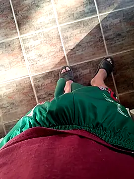 Snapshot of paubabando_ chatting on December 16, 2025, 9:25 am paubabando online show from December 16, 2025, 9:25 am