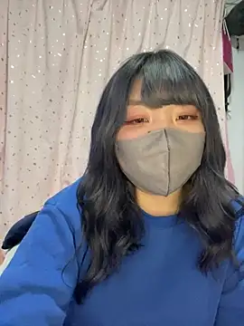 Snapshot of YUNA-yuna chatting on February 2, 2025, 4:11 pm YUNA-yuna online show from February 2, 2025, 4:11 pm