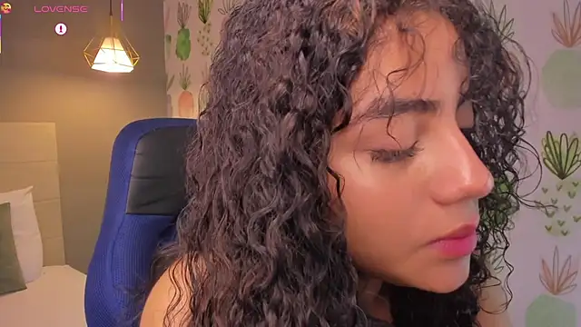 Snapshot of yaya23x chatting on November 6, 2025, 2:07 pm yaya23x online show from November 6, 2025, 2:07 pm