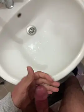 denizli18 online show from April 5, 2026, 2:14 pm