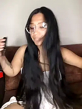 Snapshot of ineliveca chatting on December 19, 2024, 5:18 am ineliveca online show from December 19, 2024, 5:18 am