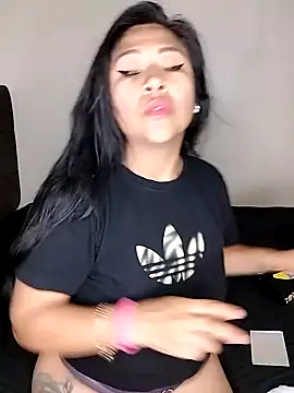 Snapshot of ineliveca chatting on January 4, 2025, 12:59 am ineliveca online show from January 4, 2025, 12:59 am