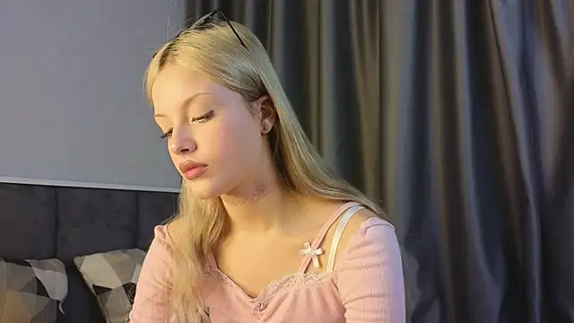  lovendy  online show from January 12, 2025, 3:46 pm