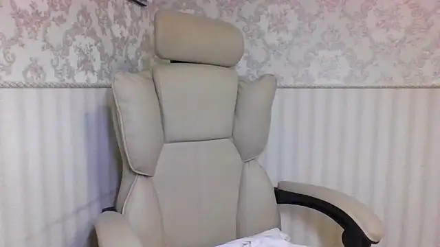 jennifer838 online show from November 24, 2025, 11:54 am