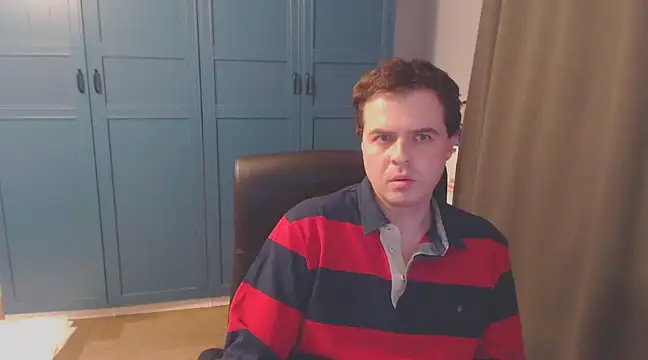 Snapshot of CuteMan33 chatting on January 10, 2025, 5:26 am CuteMan33 online show from January 10, 2025, 5:26 am