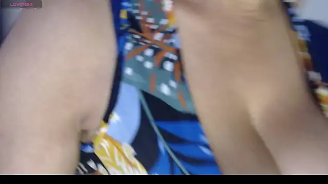 Snapshot of Astrid_Mller chatting on October 24, 2025, 12:45 pm Astrid Mller online show from October 24, 2025, 12:45 pm