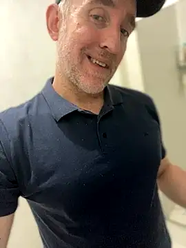 Snapshot of FrankJake99 chatting on October 3, 2025, 8:06 pm FrankJake99 online show from October 3, 2025, 8:06 pm