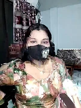 Hot-Angel  online show from April 9, 2026, 4:01 pm