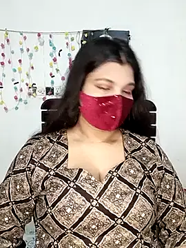 Hot-Angel  online show from July 26, 2026, 4:25 pm