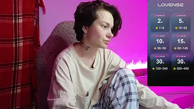 Snapshot of esajukyy chatting on October 11, 2025, 2:15 pm esajukyy online show from October 11, 2025, 2:15 pm