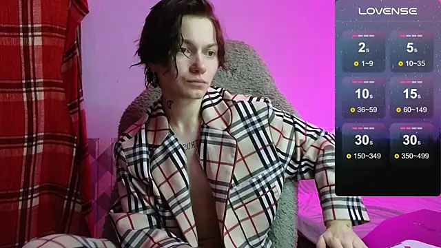 Snapshot of esajukyy chatting on November 4, 2025, 9:08 am esajukyy online show from November 4, 2025, 9:08 am