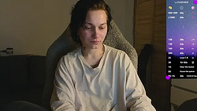 esajukyy online show from March 20, 2026, 1:27 pm