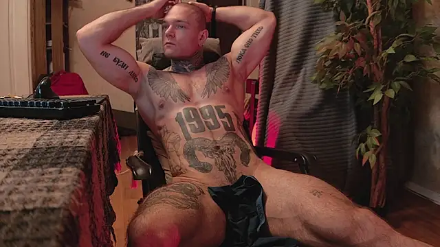 bulatov xx online show from November 5, 2025, 11:05 pm