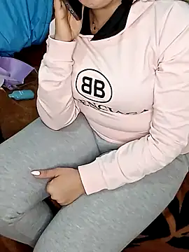 Snapshot of ShadiaStar chatting on January 13, 2025, 8:58 pm ShadiaStar online show from January 13, 2025, 8:58 pm