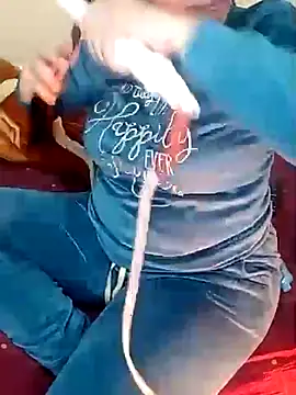 Snapshot of ShadiaStar chatting on March 7, 2025, 9:59 pm ShadiaStar online show from March 7, 2025, 9:59 pm